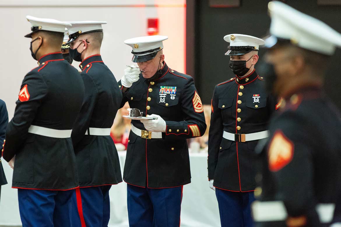 united-states-marine-corps-246th-ball-0017