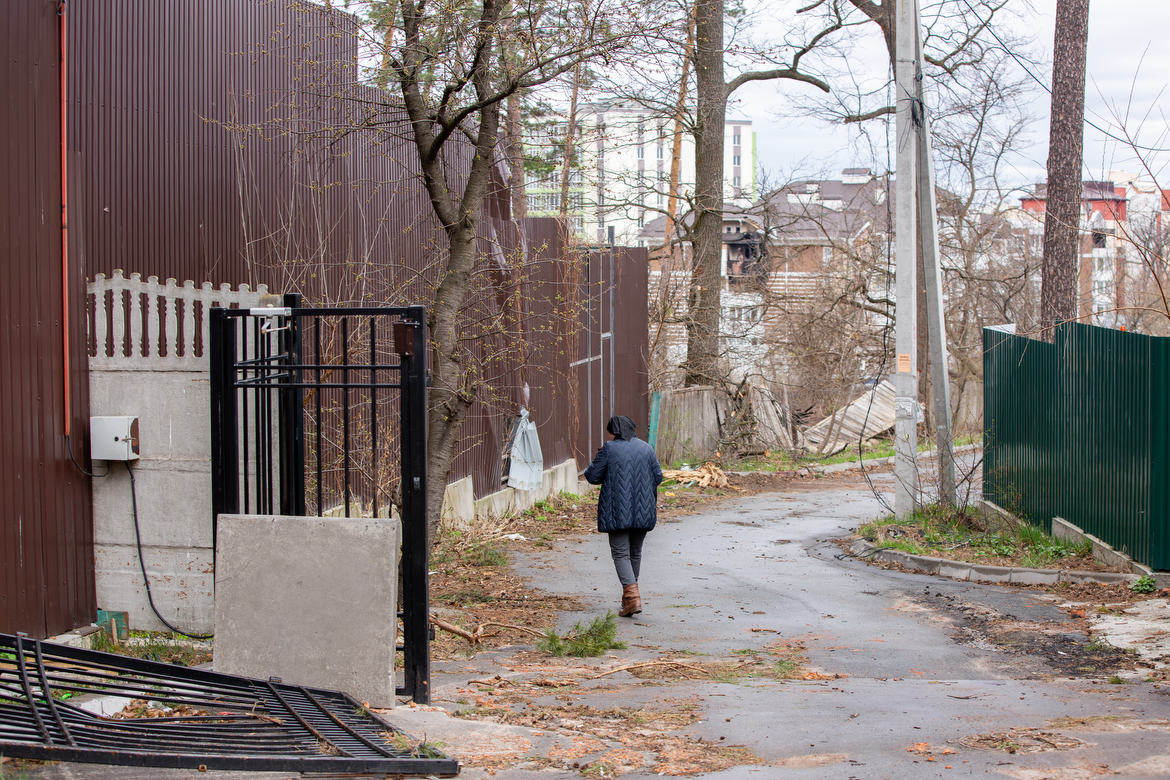 Irpin, Ukraine During the Russian Invasion Alex, the boxer who worked at his gym here, stayed to help Ukrainians evacuate