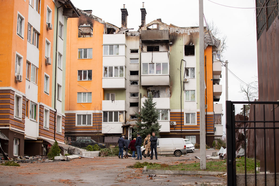 Irpin, Ukraine During the Russian Invasion The apartment complex where Alex had his gym